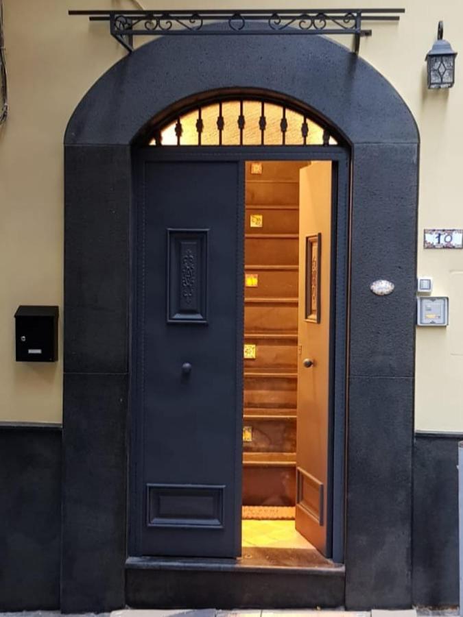 Hotel La Casa Di Francesca Neapel Exterior foto